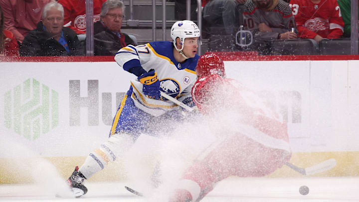Buffalo Sabres v Detroit Red Wings