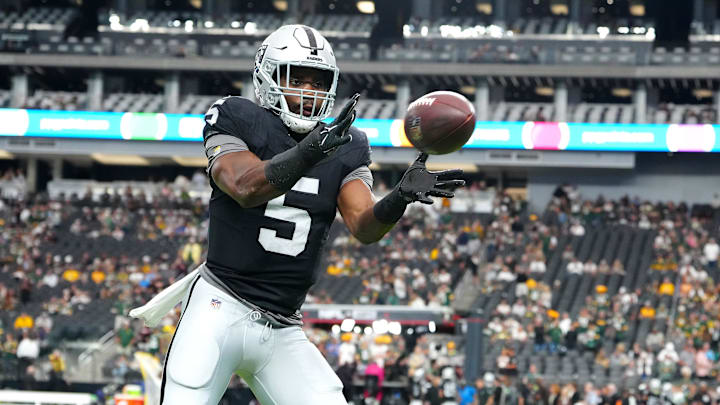 Oct 9, 2023; Paradise, Nevada, USA; Las Vegas Raiders linebacker Divine Deablo (5) warms up before a game against the Green Bay Packers at Allegiant Stadium. Mandatory Credit: Stephen R. Sylvanie-Imagn Images