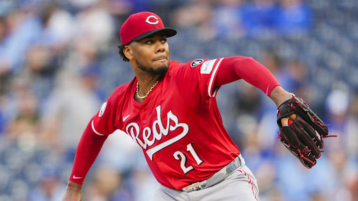May 28, 2025; Kansas City, Missouri, USA; Cincinnati Reds starting pitcher Hunter Greene (21) pitches during the first inning against the Kansas City Royals at Kauffman Stadium. Mandatory Credit: Jay Biggerstaff-Imagn Images May 28, 2025; Kansas City, Missouri, USA; Cincinnati Reds starting pitcher Hunter Greene (21) pitches during the first inning against the Kansas City Royals at Kauffman Stadium. Mandatory Credit: Jay Biggerstaff-Imagn Images