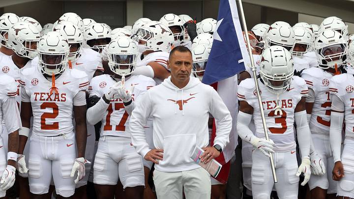 Oct 25, 2025; Starkville, Mississippi, USA; Texas Longhorns head coach Steve Sarkisian waits to lead his team onto the field prior to the game against the Mississippi State Bulldogs at Davis Wade Stadium at Scott Field. Mandatory Credit: Petre Thomas-Imagn Images Oct 25, 2025; Starkville, Mississippi, USA; Texas Longhorns head coach Steve Sarkisian waits to lead his team onto the field prior to the game against the Mississippi State Bulldogs at Davis Wade Stadium at Scott Field. Mandatory Credit: Petre Thomas-Imagn Images