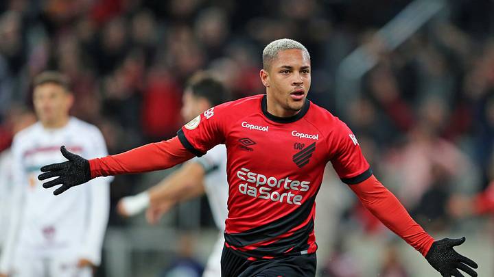 Athletico Paranaense v Fluminense - Brasileirao 2023