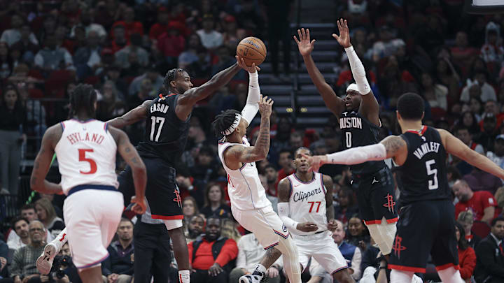 Nov 15, 2024; Houston, Texas, USA; Houston Rockets forward Tari Eason (17) defends as Los Angeles Clippers guard Jordan Miller (11) shoots the ball during the fourth quarter at Toyota Center. Mandatory Credit: Troy Taormina-Imagn Images Nov 15, 2024; Houston, Texas, USA; Houston Rockets forward Tari Eason (17) defends as Los Angeles Clippers guard Jordan Miller (11) shoots the ball during the fourth quarter at Toyota Center. Mandatory Credit: Troy Taormina-Imagn Images