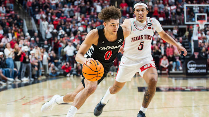 Cincinnati Bearcats upset Texas Tech Red Raiders at United Supermarkets Arena in 2024