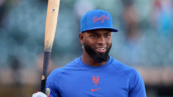 Apr 2, 2026; San Francisco, California, USA; New York Mets outfielder Luis Robert Jr. (88) looks on during batting practice before the game against the San Francisco Giants at Oracle Park. Mandatory Credit: Robert Edwards-Imagn Images Apr 2, 2026; San Francisco, California, USA; New York Mets outfielder Luis Robert Jr. (88) looks on during batting practice before the game against the San Francisco Giants at Oracle Park. Mandatory Credit: Robert Edwards-Imagn Images