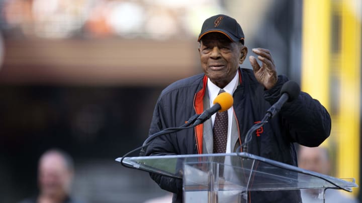 Aug 11, 2018; San Francisco, CA, USA; Former San Francisco Giants great Willie Mays speaks at the ceremony to retire the number 25 of his godson, Barry Bonds, before a Major League Baseball game between the Pittsburgh Pirates and the Giants at AT&T Park. Aug 11, 2018; San Francisco, CA, USA; Former San Francisco Giants great Willie Mays speaks at the ceremony to retire the number 25 of his godson, Barry Bonds, before a Major League Baseball game between the Pittsburgh Pirates and the Giants at AT&T Park.