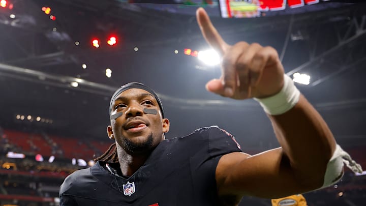 Atlanta Falcons running back Bijan Robinson (7) Atlanta Falcons running back Bijan Robinson (7)