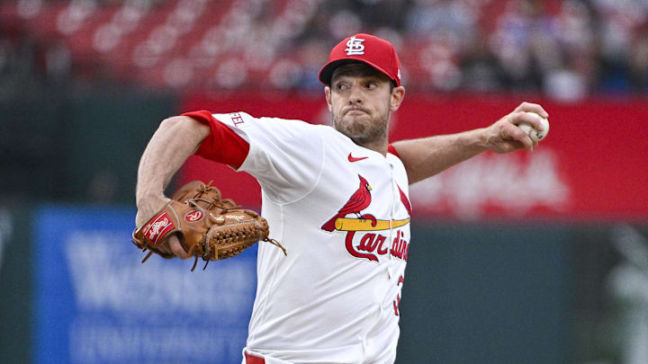 Apr 23, 2024; St. Louis, Missouri, USA; St. Louis Cardinals starting pitcher Steven Matz (32) pitches against the Arizona Diamondbacks during the first inning at Busch Stadium. Apr 23, 2024; St. Louis, Missouri, USA; St. Louis Cardinals starting pitcher Steven Matz (32) pitches against the Arizona Diamondbacks during the first inning at Busch Stadium.