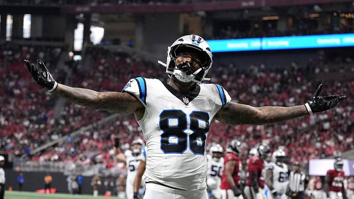 Sep 20, 2026; Atlanta, Georgia, USA; Carolina Panthers tight end Darren Waller (88) celebrates after scoring a touchdown during the third quarter against the Atlanta Falcons at Mercedes-Benz Stadium. Mandatory Credit: Dale Zanine-Imagn Images Sep 20, 2026; Atlanta, Georgia, USA; Carolina Panthers tight end Darren Waller (88) celebrates after scoring a touchdown during the third quarter against the Atlanta Falcons at Mercedes-Benz Stadium. Mandatory Credit: Dale Zanine-Imagn Images