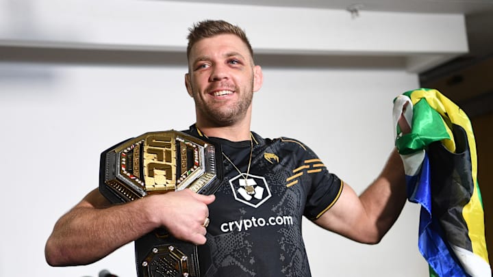 UFC Middleweight Champion Dricus Du Plessis Returns Home