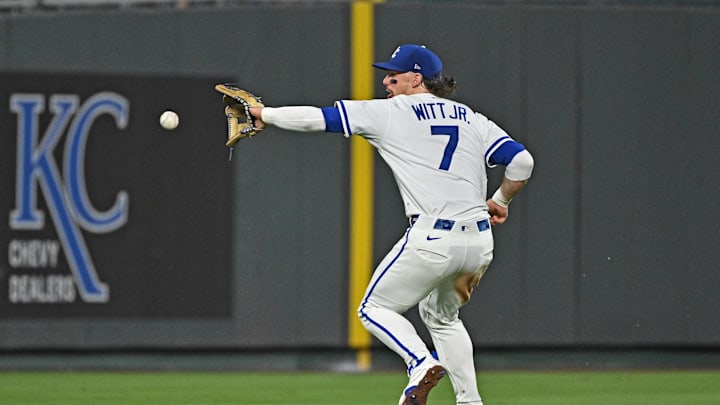 Sep 2, 2025; Kansas City, Missouri, USA;  Kansas City Royals shortstop Bobby Witt Jr. (7) fields the ball in the ninth inning against the Los Angeles Angels at Kauffman Stadium. Mandatory Credit: Peter Aiken-Imagn Images