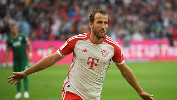 FC Bayern München v FC Augsburg - Bundesliga