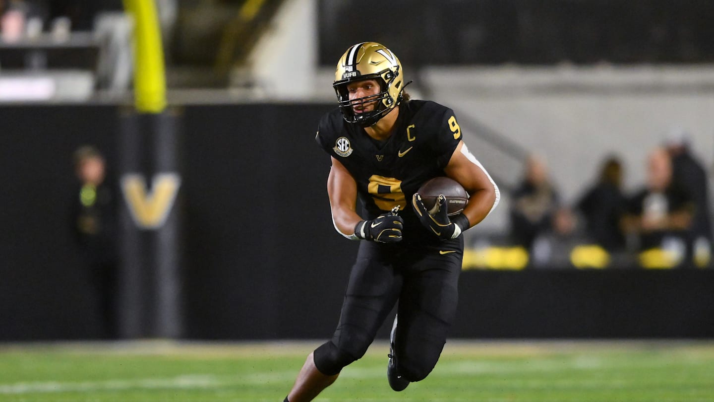 Eagles Drafting Eli Stowers Solidifies Future of TE Position Once Dallas Goedert Departs