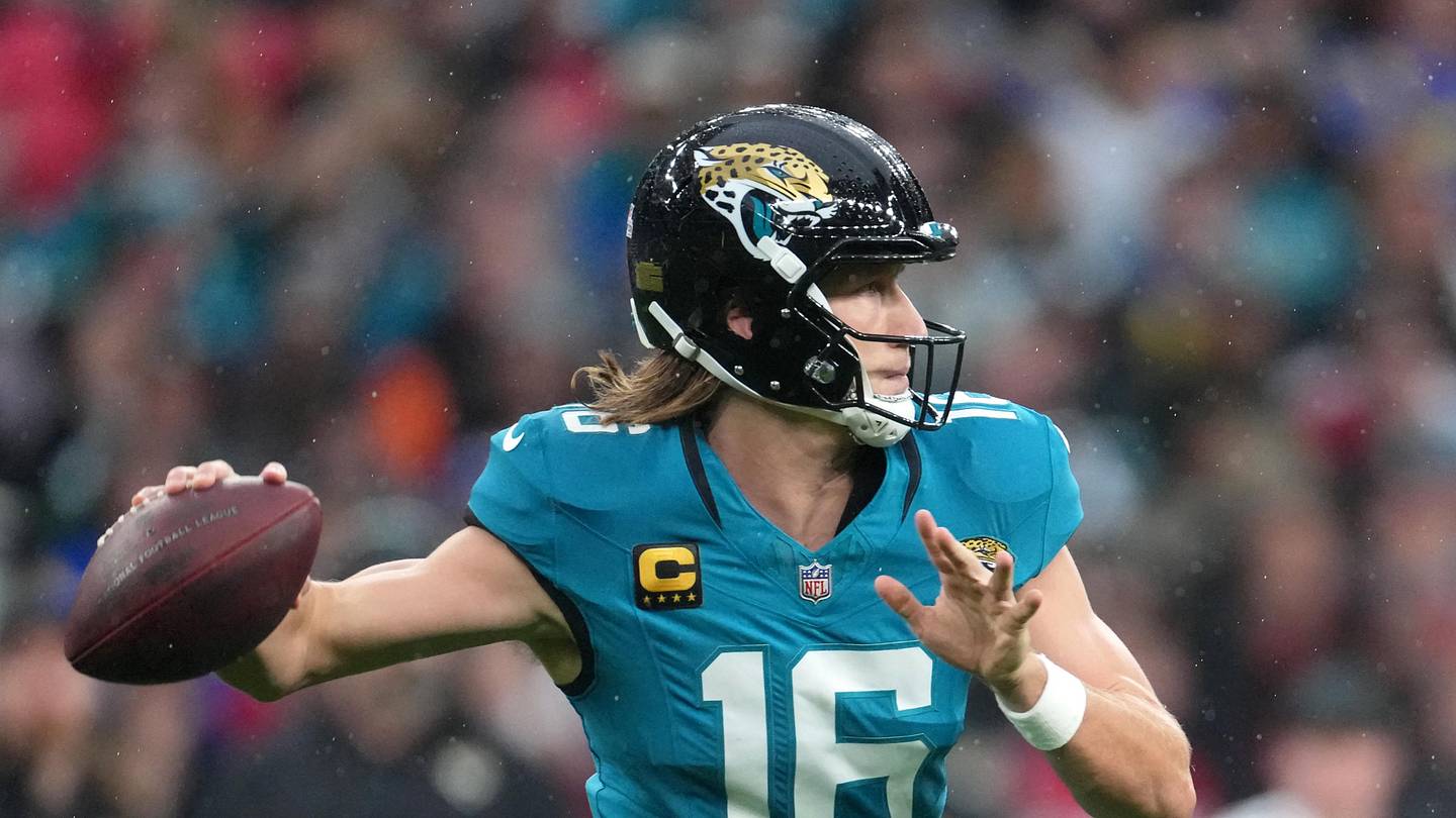 Jaguars Need to Quickly Solve Trevor Lawrence Problem
