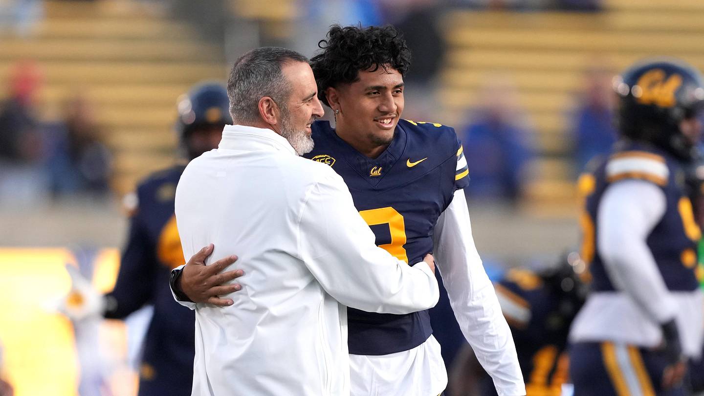 Nick Rolovich Acquaints Hawaii Bowl with Jaron-Keawe Sagapolutele