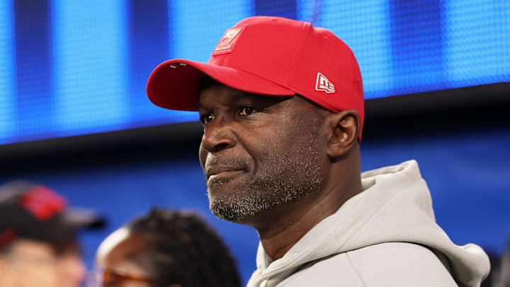 Tampa Bay Buccaneers head coach and defensive coordinator Todd Bowles looks on before the game against the Los Angeles Rams Tampa Bay Buccaneers head coach and defensive coordinator Todd Bowles looks on before the game against the Los Angeles Rams