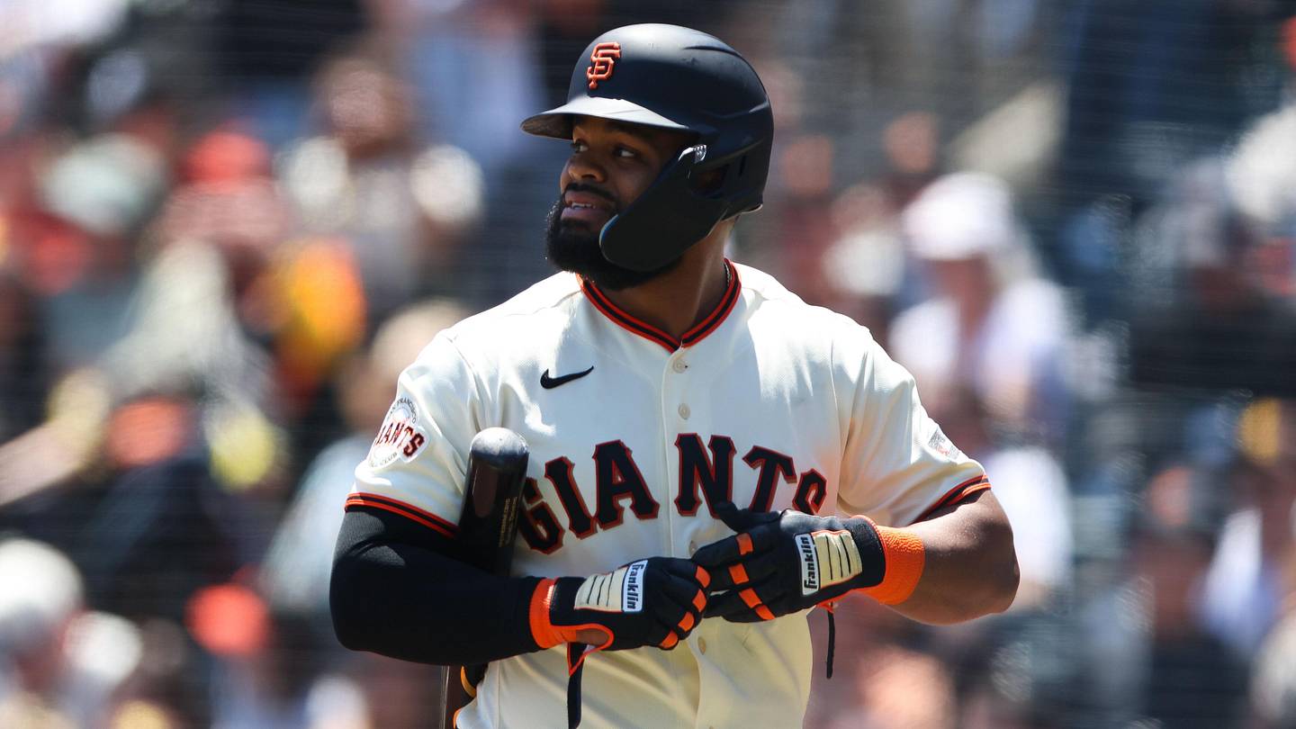 SF Giants power-hitting outfielder expected to be out for a while