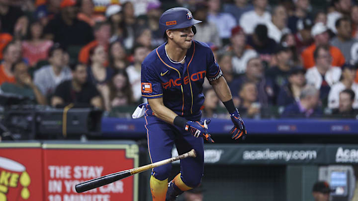Houston Astros second baseman Mauricio Dubon (14)