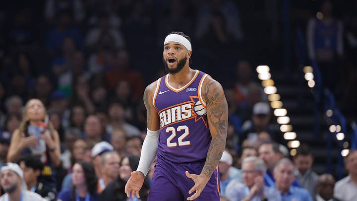 Phoenix Suns forward Miles Bridges (22) reacts after a play against the Oklahoma City Thunder Phoenix Suns forward Miles Bridges (22) reacts after a play against the Oklahoma City Thunder