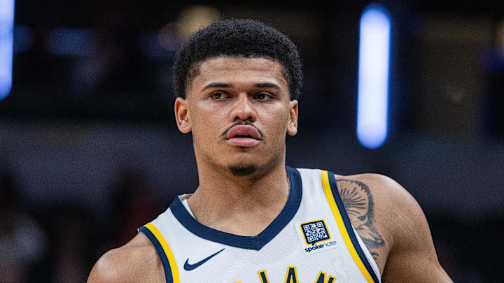 Feb 26, 2025; Indianapolis, Indiana, USA; Indiana Pacers guard RayJ Dennis (10) in the second half against the Toronto Raptors at Gainbridge Fieldhouse. Feb 26, 2025; Indianapolis, Indiana, USA; Indiana Pacers guard RayJ Dennis (10) in the second half against the Toronto Raptors at Gainbridge Fieldhouse.