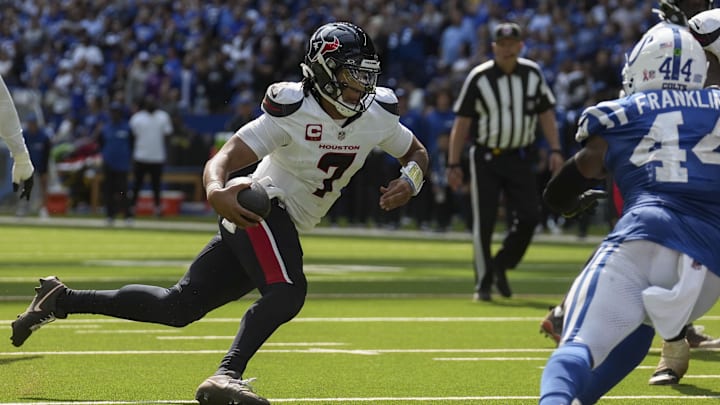 Sep 8, 2024; Indianapolis, Indiana, USA; Houston Texans quarterback C.J. Stroud (7) rushes toward the end zone Sunday, Sept. 8, 2024, during a game against the Indianapolis Colts at Lucas Oil Stadium. Mandatory Credit: Christine Tannous/USA TODAY Network via Imagn Images