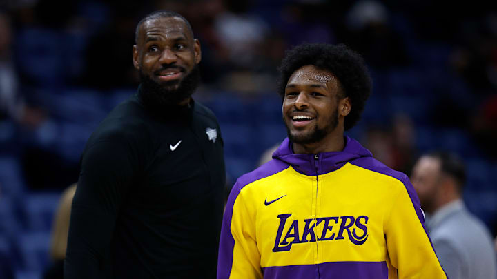 Bronny James no ha podido producir en ofensiva en la G-League