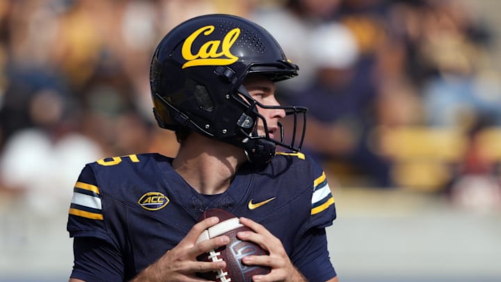 Cal quarterback Fernando Mendoza