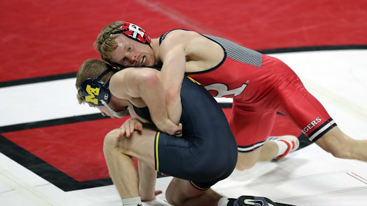 Michigan v Rutgers