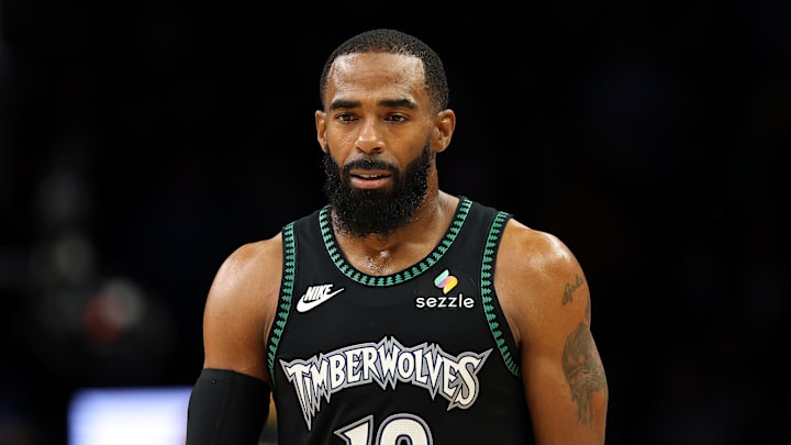 Los Angeles Lakers v Minnesota TImberwolves Los Angeles Lakers v Minnesota TImberwolves