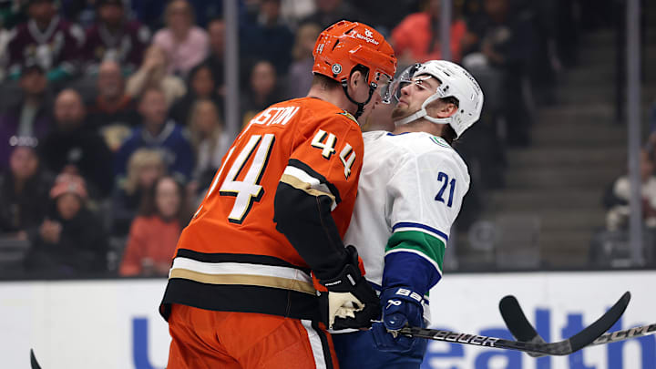 Vancouver Canucks v Anaheim Ducks