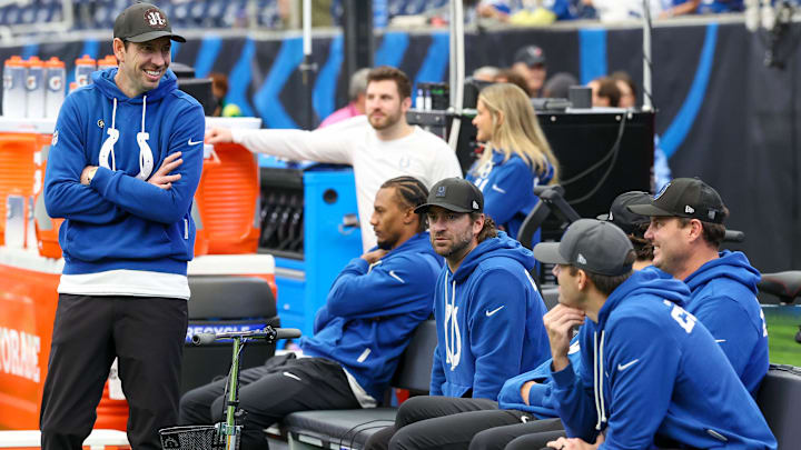 Jan 4, 2026; Houston, Texas, USA; Indianapolis Colts head coach Shane Steichen (L) talks to quarterback Philip Rivers (17) ( second from right) and teammates before playing against the Houston Texans at NRG Stadium. Mandatory Credit: Thomas Shea-Imagn Images Jan 4, 2026; Houston, Texas, USA; Indianapolis Colts head coach Shane Steichen (L) talks to quarterback Philip Rivers (17) ( second from right) and teammates before playing against the Houston Texans at NRG Stadium. Mandatory Credit: Thomas Shea-Imagn Images