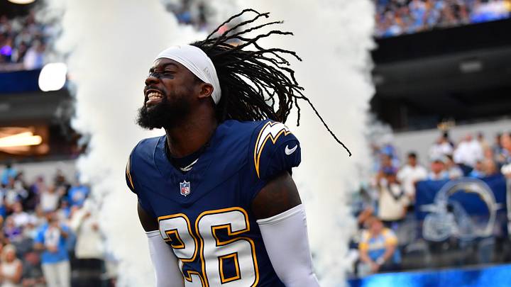 Oct 23, 2025; Inglewood, California, USA; Los Angeles Chargers cornerback Donte Jackson (26) takes the field against the Minnesota Vikings before the game at SoFi Stadium. Mandatory Credit: Gary A. Vasquez-Imagn Images Oct 23, 2025; Inglewood, California, USA; Los Angeles Chargers cornerback Donte Jackson (26) takes the field against the Minnesota Vikings before the game at SoFi Stadium. Mandatory Credit: Gary A. Vasquez-Imagn Images