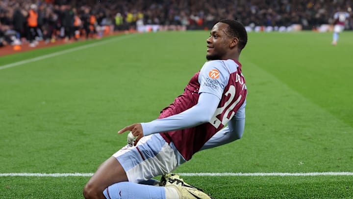 Aston Villa v Liverpool FC - Premier League