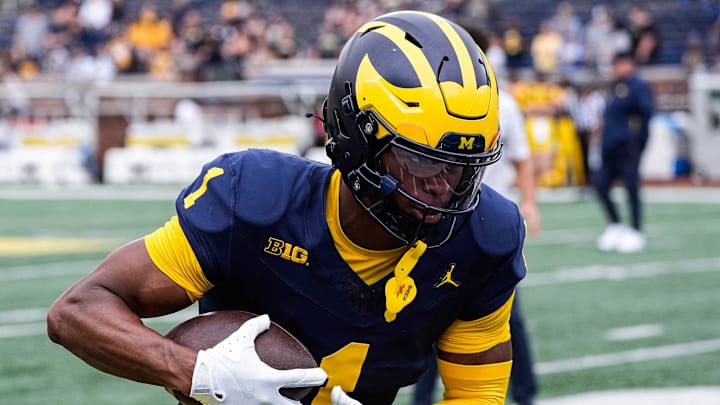 Michigan wide receiver Donaven McCulley (1) warms up before the Central Michigan game at Michigan Stadium in Ann Arbor on Saturday, Sept. 13, 2025.