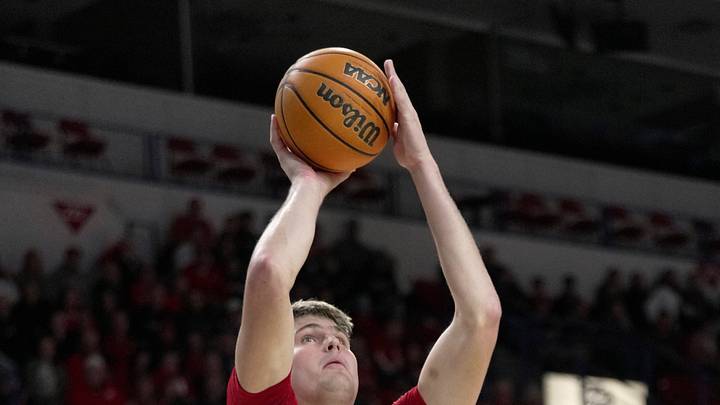 Wisconsin forward Nolan Winter (31) takes a shot during the first half of their preseason game against UW-Green Bay Thursday, Oct. 15, 2026 at the Resch Center in Green Bay, Wisconsin. Wisconsin forward Nolan Winter (31) takes a shot during the first half of their preseason game against UW-Green Bay Thursday, Oct. 15, 2026 at the Resch Center in Green Bay, Wisconsin.