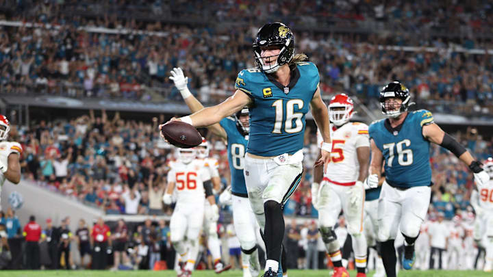 Oct 6, 2025; Jacksonville, Florida, USA; Jacksonville Jaguars quarterback Trevor Lawrence (16) scores a touchdown during the second half against the Kansas City Chiefs at EverBank Stadium. Mandatory Credit: Nathan Ray Seebeck-Imagn Images Oct 6, 2025; Jacksonville, Florida, USA; Jacksonville Jaguars quarterback Trevor Lawrence (16) scores a touchdown during the second half against the Kansas City Chiefs at EverBank Stadium. Mandatory Credit: Nathan Ray Seebeck-Imagn Images