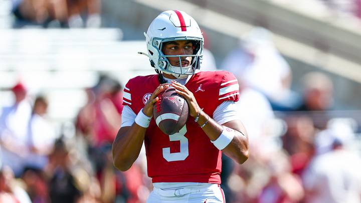 Oct 4, 2025; Norman, Oklahoma, USA; Oklahoma Sooners quarterback Michael Hawkins Jr. (3) warms up before the game against the Kent State Golden Flashes at Gaylord Family-Oklahoma Memorial Stadium. Mandatory Credit: Kevin Jairaj-Imagn Images Oct 4, 2025; Norman, Oklahoma, USA; Oklahoma Sooners quarterback Michael Hawkins Jr. (3) warms up before the game against the Kent State Golden Flashes at Gaylord Family-Oklahoma Memorial Stadium. Mandatory Credit: Kevin Jairaj-Imagn Images
