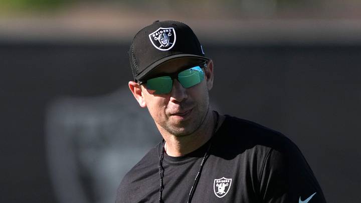 Jun 9, 2026; Henderson, NV, USA; Las Vegas Raiders coach Klint Kubiak during minicamp at Intermountain Health Performance Center. Mandatory Credit: Kirby Lee-Imagn Images Jun 9, 2026; Henderson, NV, USA; Las Vegas Raiders coach Klint Kubiak during minicamp at Intermountain Health Performance Center. Mandatory Credit: Kirby Lee-Imagn Images