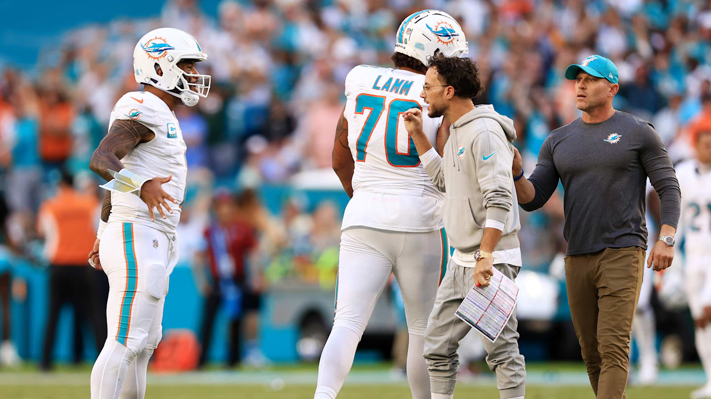 Tua Tagovailoa threw an interception so bad that it finally broke Mike ...