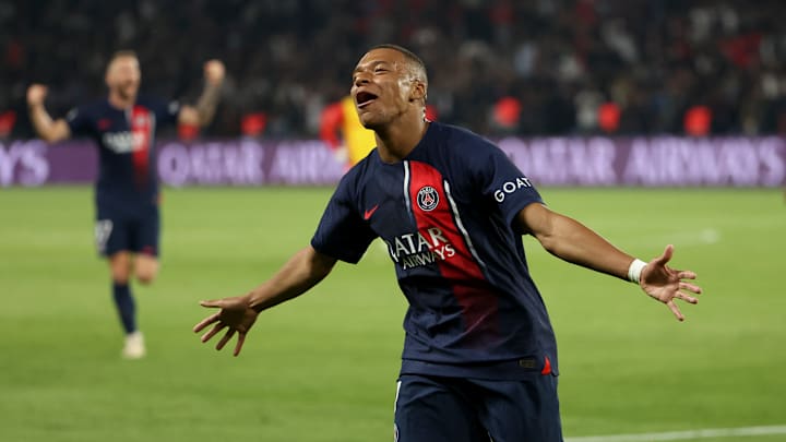 Paris Saint-Germain v RC Lens - Ligue 1 Uber Eats