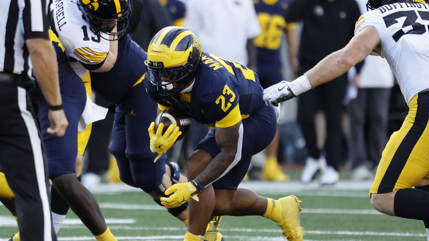 What Grades, Snap Counts Say About Michigan Football's Loss vs. Iowa in Week 4