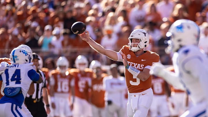 Nov 23, 2024; Austin, Texas, USA; Texas Longhorns Quarterback Quinn Ewers (3) passes the ball against the Kentucky Wildcats during the first quarter at Darrell K Royal-Texas Memorial Stadium. Mandatory Credit: Brett Patzke-Imagn Images Nov 23, 2024; Austin, Texas, USA; Texas Longhorns Quarterback Quinn Ewers (3) passes the ball against the Kentucky Wildcats during the first quarter at Darrell K Royal-Texas Memorial Stadium. Mandatory Credit: Brett Patzke-Imagn Images