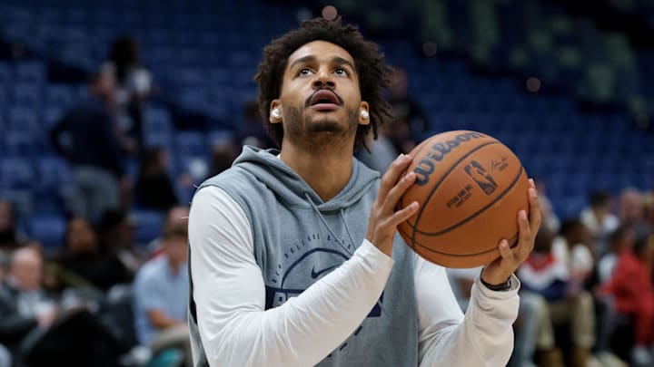 Nov 4, 2025; New Orleans, Louisiana, USA; New Orleans Pelicans guard Jordan Poole warms up before a game against the Charlotte Hornets at Smoothie King Center. Mandatory Credit: Matthew Hinton-Imagn Images