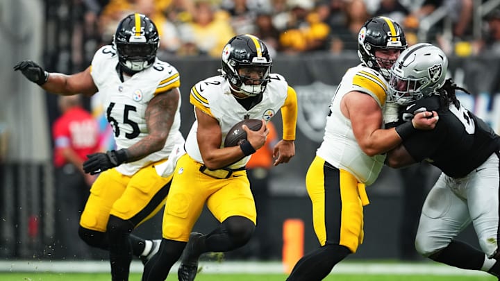 Pittsburgh Steelers v Las Vegas Raiders
