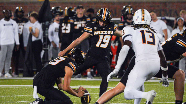 Aug 29, 2024; Columbia, Missouri, USA; Missouri Tigers place kicker Blake Craig (19) kicks a field goal against the Murray State Racers during the second half at Faurot Field at Memorial Stadium. Mandatory Credit: Denny Medley-USA TODAY Sports Aug 29, 2024; Columbia, Missouri, USA; Missouri Tigers place kicker Blake Craig (19) kicks a field goal against the Murray State Racers during the second half at Faurot Field at Memorial Stadium. Mandatory Credit: Denny Medley-USA TODAY Sports