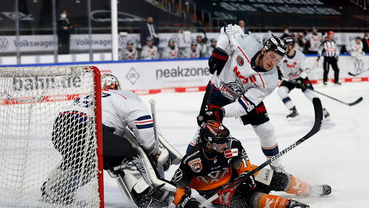 Grizzlys Wolfsburg v Nürnberg Ice Tigers - Penny DEL