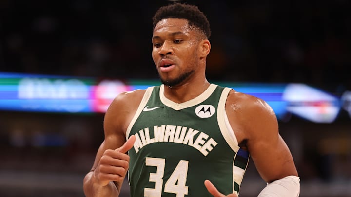 Milwaukee Bucks v Chicago Bulls