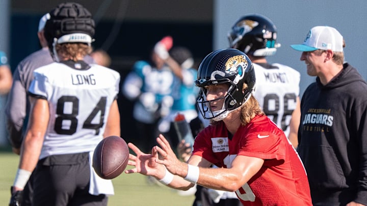 Jacksonville Jaguars quarterback Trevor Lawrence (16) takes a snap during the Jacksonville Jaguars’ 18th and final training camp practice at Miller Electric Center in Jacksonville, Fla. Wednesday August 20, 2025. 