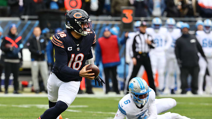 Chicago Bears quarterback Caleb Williams enjoying a clean pocket Chicago Bears quarterback Caleb Williams enjoying a clean pocket