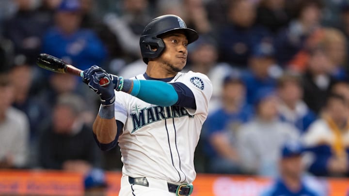 Seattle Mariners second baseman Jorge Polanco (7)  an at-bat against the Kansas City Royals at T-Mobile Park in 2024.