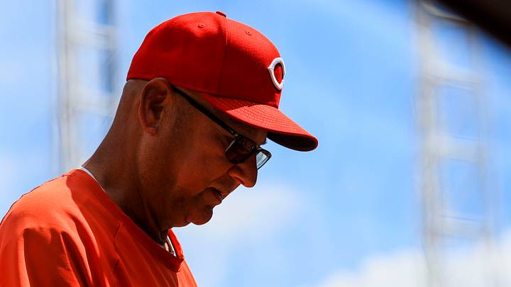 Aug 20, 2026; Cincinnati, Ohio, USA; Cincinnati Reds manager Terry Francona (77) walks off the field in between innings in the game against the St. Louis Cardinals at Great American Ball Park. Mandatory Credit: Katie Stratman-Imagn Images